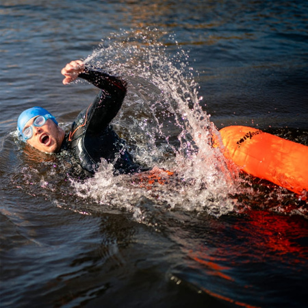 Bojka asekuracyjna dmuchana 3w1 sucha kieszeń + plecak